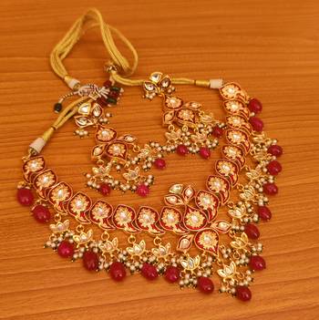 Red necklace-sets 1