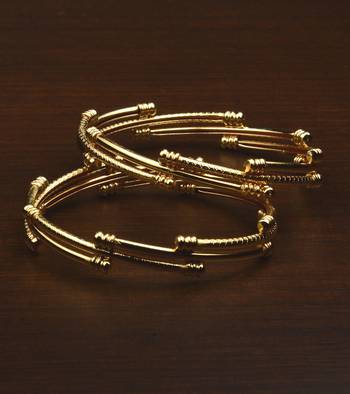 Matte and Gold Finished Pair of Bangles BD507 1