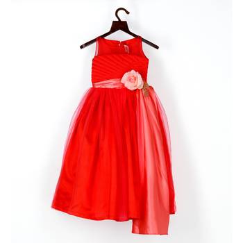 Red gown with flower on waist 1