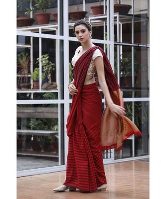 Red black handwoven cotton saree 5