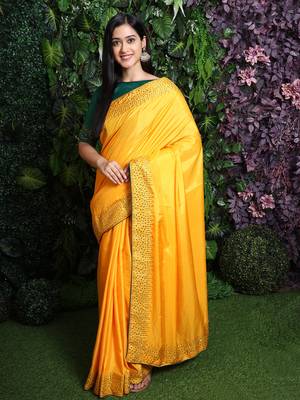 Yellow Embroidered Silk Blend Saree With Blouse 1