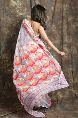 White hand woven blended cotton saree  3