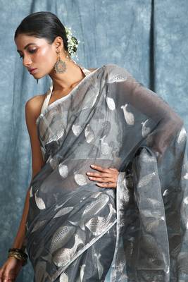 Grey hand woven blended cotton saree  4