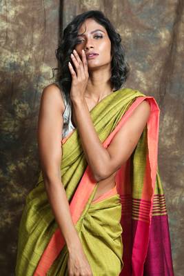 Olive plain blended cotton saree with blouse 4