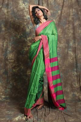 Green plain blended cotton saree with blouse 2