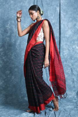 Black plain blended cotton saree with blouse 2