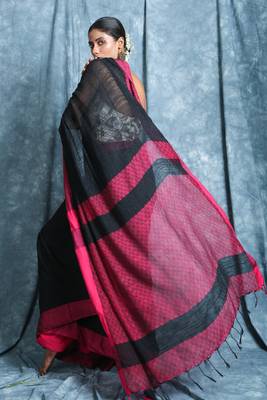 Black plain blended cotton saree with blouse 3