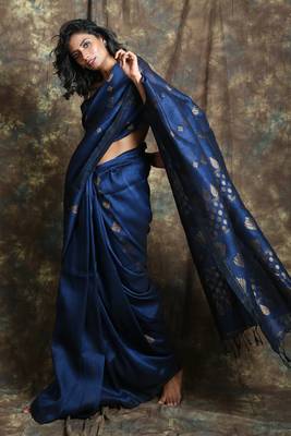 Navy blue woven linen saree with blouse 2