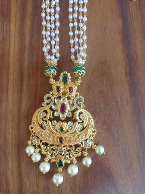 White agate necklaces 2