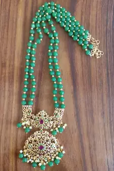 Green agate necklaces