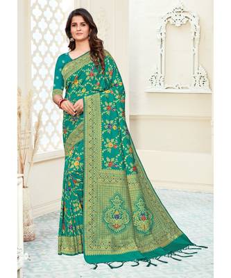 Green silk blend Party & Festive Wear Saree 2