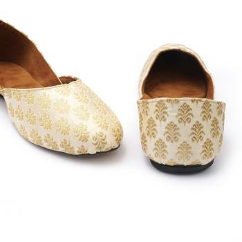 Purely Lush Golden Jutti for Women Flats Ladies Footwear Mojari Khussa 5