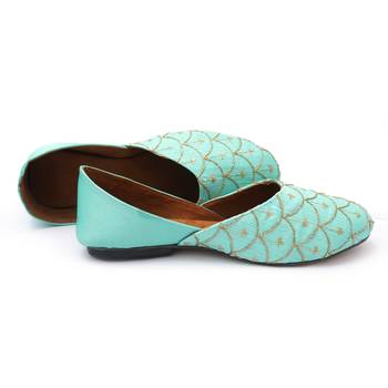 Purely Lush Hand Crafted Punjabi Jutti for Women Mojari Khussa Ladies Footwear 3