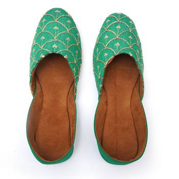 Purely Lush Green Hand-Crafted Jutti for Women Rajasthani Mojari 1
