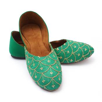 Purely Lush Green Hand-Crafted Jutti for Women Rajasthani Mojari 4