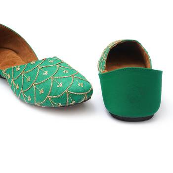 Purely Lush Green Hand-Crafted Jutti for Women Rajasthani Mojari 5