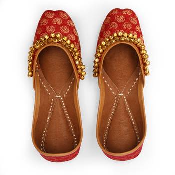 Purely Lush Red Banarasi Bridal Jutti for Women Mojari Khussa 1