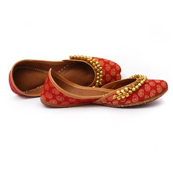 Purely Lush Red Banarasi Bridal Jutti for Women Mojari Khussa 4