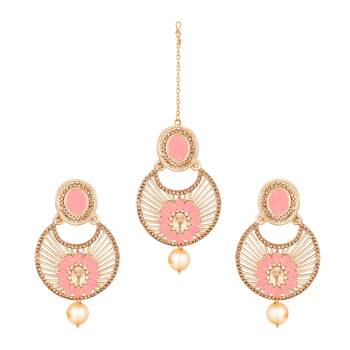 Pink maang-tikka 1