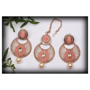 Pink maang-tikka 2