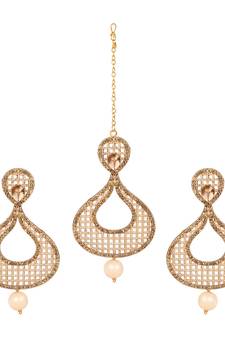 Gold maang-tikka