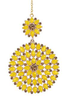 Yellow maang-tikka