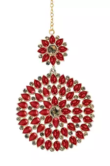 Red maang-tikka