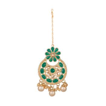 Green maang-tikka 3