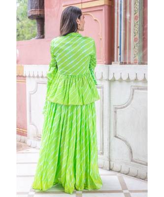 green pure hand tie and die lehenga with bijiya and white tassels 8