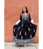black pure hand block printed linen gown with kota doriya chunni