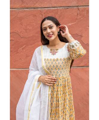 yellow pure hand block printed linen gown with kota doriya chunni 8