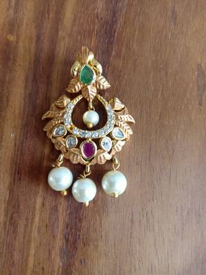 Multicolor agate pendants 1