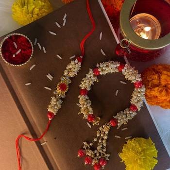 Designer Bhaiya Bhabhi Hanging Lumba Rakhi Combo Set for Rakshabhandan Special 1