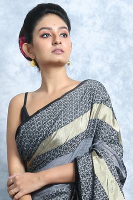 Grey Woven Blended Cotton Saree With Blouse 3