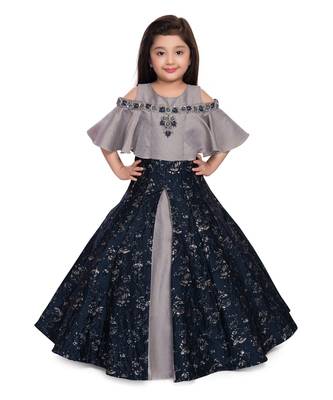 grey jaquard  Gown 1