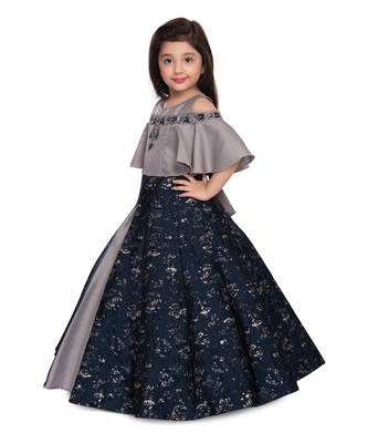 grey jaquard  Gown 2