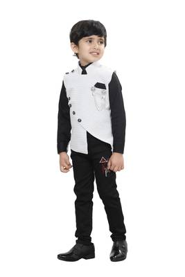 DKGF Boys 3-Piece Suit 3