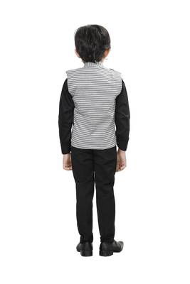 DKGF Boys 3-Piece Suit 2