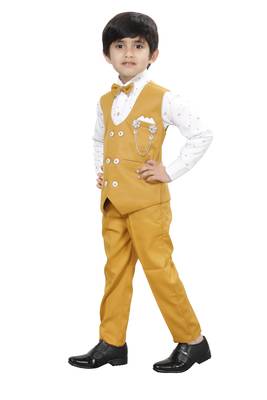 DKGF Boys 3-Piece Suit 3