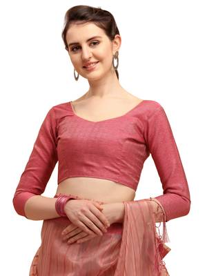 Pink woven organza saree with blouse 4