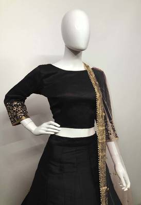 Black embroidered art silk semi stitched lehenga 3