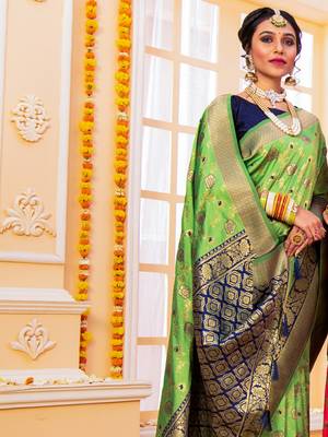 Light parrot green hand woven banarasi silk saree with blouse 2