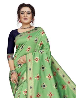 Parrot green hand woven banarasi silk saree with blouse 2