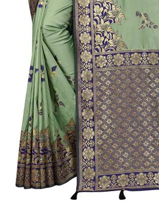 Light green hand woven banarasi silk saree with blouse 3