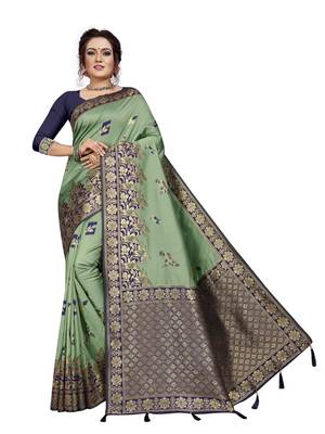 Light green hand woven banarasi silk saree with blouse 1