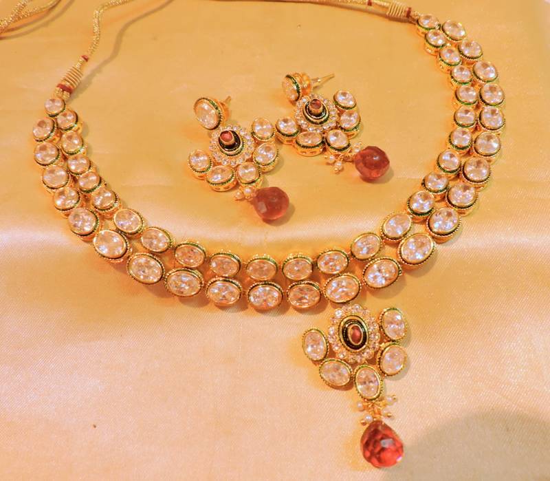 Elegant Stone Stylo Necklace