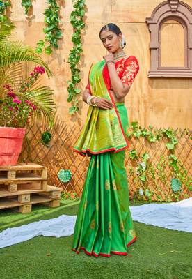 Dark green printed silk saree with blouse 3