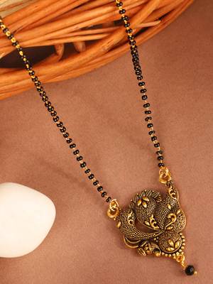 Gold Emerald antique gold Alloy   Mangalsutra 1