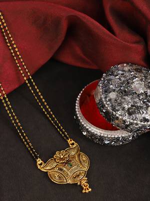 Gold Emerald antique gold Alloy   Mangalsutra 1