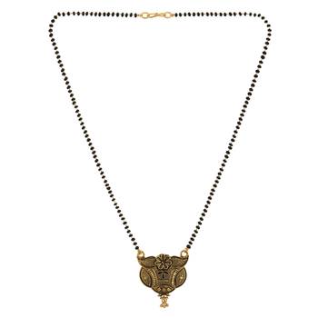 Gold Emerald antique gold Alloy   Mangalsutra 3